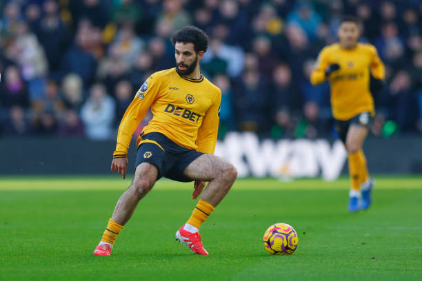Aït-Nouri : Manchester City passe à l'offensive 