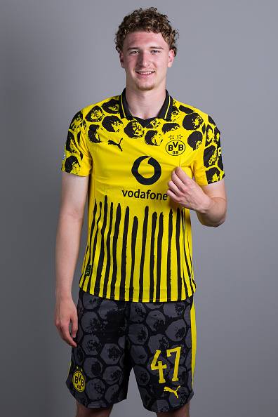Borussia Dortmund : le verdict est tombé pour l’avenir de Elias Benkara
