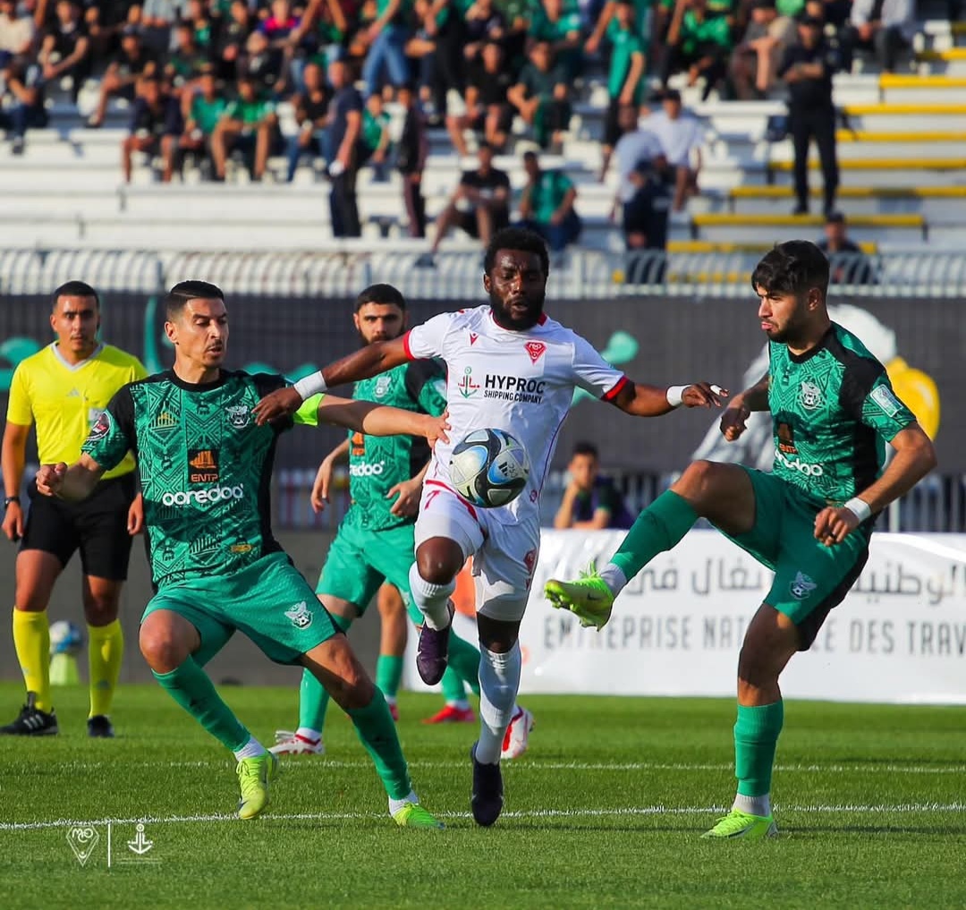 Ligue 1 (mise à jour) : coup d’arrêt pour le CSC