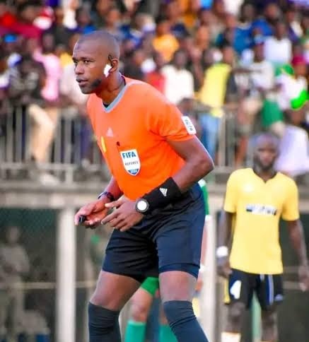 Qualifs.CHAN-2025 (Gambie-Algérie) : le Comorien Athoumani au sifflet